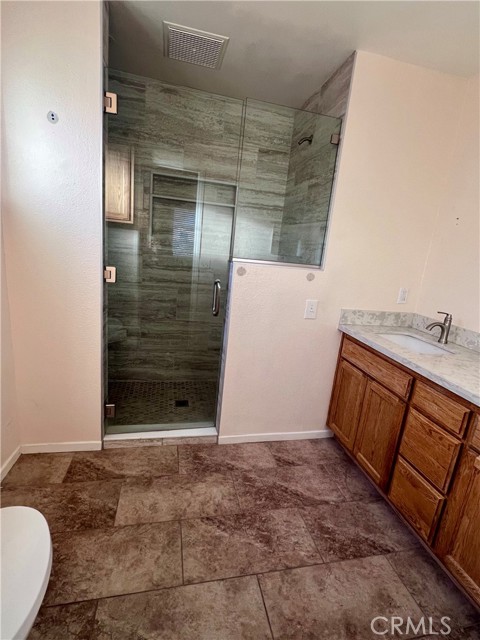 Detail Gallery Image 11 of 14 For 44519 Foxton, Lancaster,  CA 93535 - 5 Beds | 3 Baths