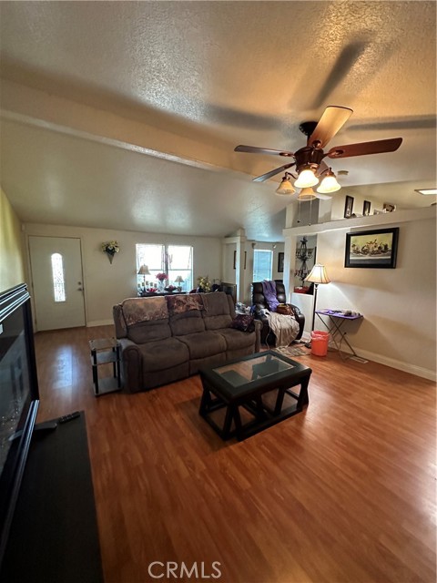 Detail Gallery Image 7 of 39 For 4400 W Florida Ave #286,  Hemet,  CA 92545 - 3 Beds | 2 Baths