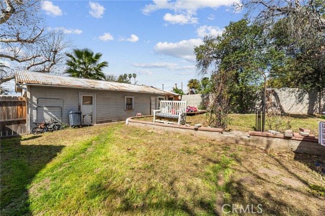 Detail Gallery Image 22 of 27 For 27126 Pacific, Highland,  CA 92346 - 3 Beds | 2 Baths