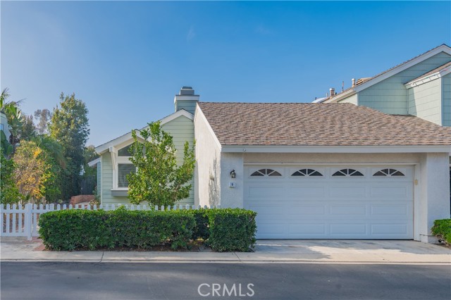 Detail Gallery Image 2 of 22 For 9 Wintermist, Irvine,  CA 92614 - 2 Beds | 2 Baths