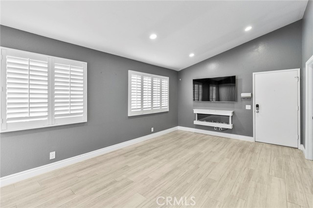 Detail Gallery Image 4 of 17 For 23356 La Mar #F,  Mission Viejo,  CA 92691 - 2 Beds | 2 Baths