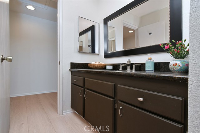 Detail Gallery Image 42 of 64 For 6265 Canoga #53,  Woodland Hills,  CA 91367 - 2 Beds | 2/1 Baths