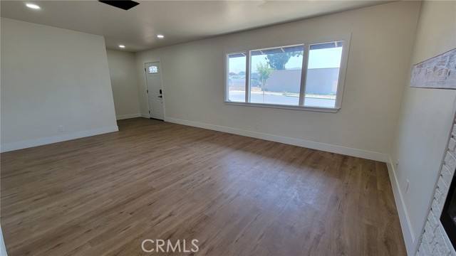 Detail Gallery Image 4 of 14 For 10603 Cherry Ave, Cherry Valley,  CA 92223 - 2 Beds | 1 Baths
