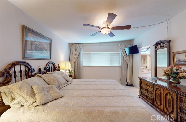 Image 26 of 41 For 9901 Westhaven Circle