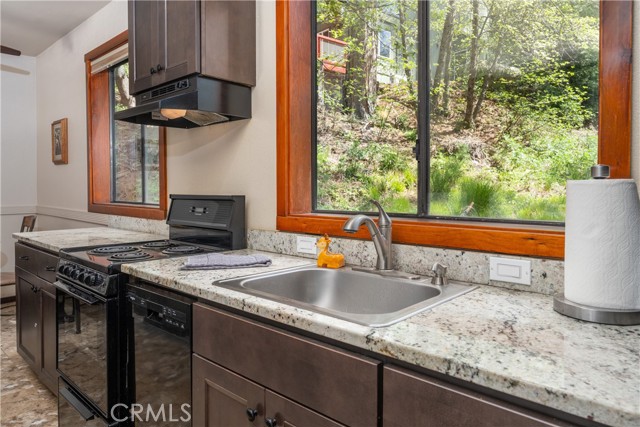 Detail Gallery Image 45 of 58 For 7204 Yosemite Park Way, Yosemite,  CA 95389 - 3 Beds | 4 Baths