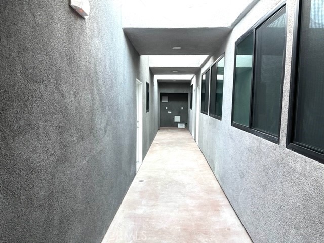 Detail Gallery Image 2 of 20 For 19421 Ventura Bld #4,  Tarzana,  CA 91356 - 2 Beds | 2 Baths