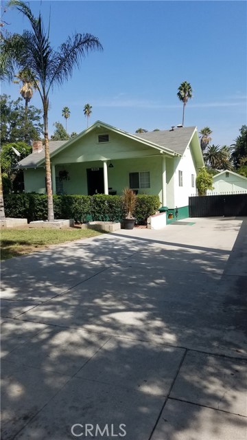 936 N Los Robles Ave, Pasadena, CA 91104