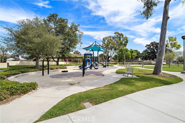 Detail Gallery Image 41 of 44 For 39 Cape Cod, Irvine,  CA 92620 - 4 Beds | 3 Baths