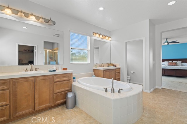32701 Juniper Berry Drive, Winchester CA: https://media.crmls.org/medias/056f9112-f495-431d-a3bf-f06ec3a47819.jpg