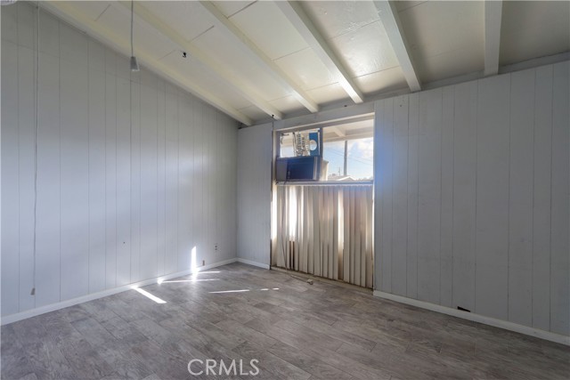 Detail Gallery Image 12 of 24 For 9682 Hillview, Anaheim,  CA 92804 - 4 Beds | 2 Baths