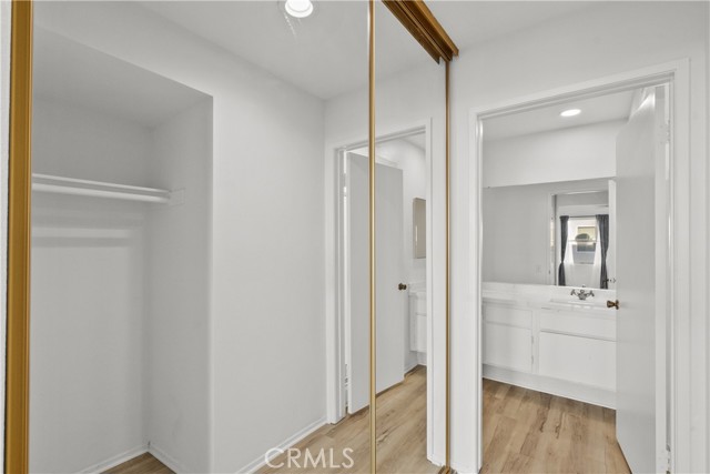 Detail Gallery Image 22 of 26 For 18209 Sierra #4,  Canyon Country,  CA 91351 - 2 Beds | 2 Baths