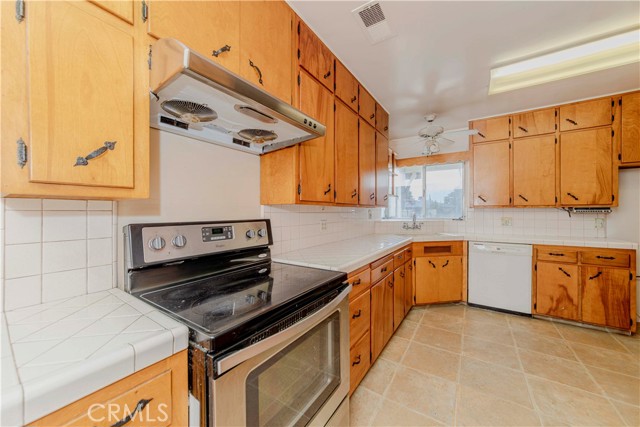 7236 Hellman Avenue, Rancho Cucamonga CA: https://media.crmls.org/medias/057013cf-5686-4c02-b8b3-454a9a5cf43b.jpg