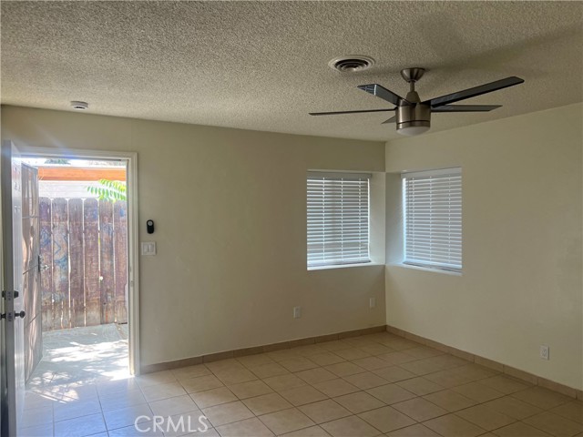 Detail Gallery Image 11 of 41 For 1026 Flower St, Bakersfield,  CA 93305 - – Beds | – Baths
