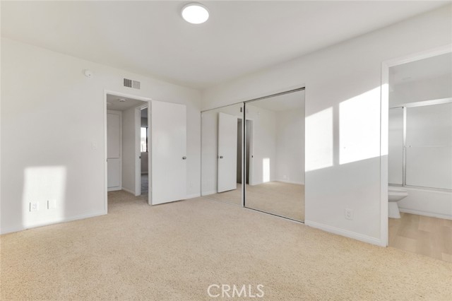 Detail Gallery Image 24 of 41 For 18423 Collins St a,  Tarzana,  CA 91356 - 2 Beds | 1/1 Baths