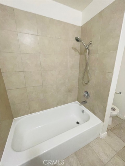 Detail Gallery Image 10 of 12 For 11083 Robinson Dr, Stanton,  CA 90680 - 4 Beds | 2 Baths