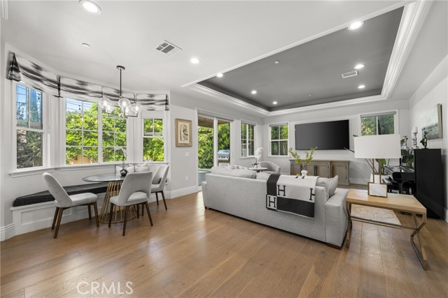 Image 16 of 47 For 6247 Ivar  