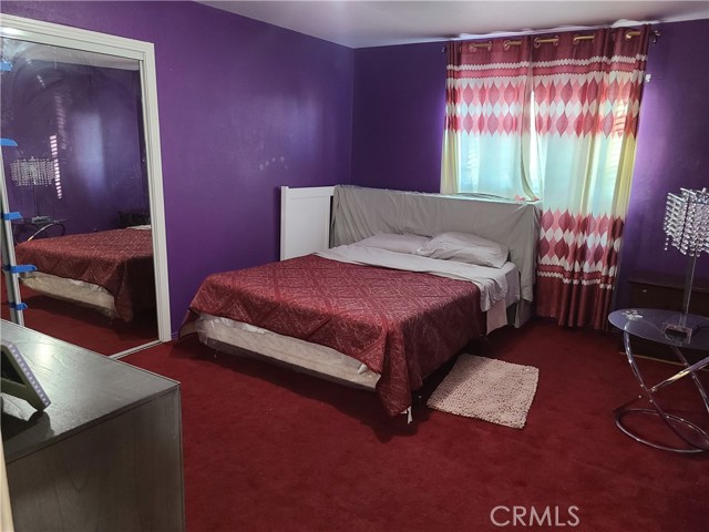 Detail Gallery Image 13 of 34 For 11685 Holmes, Jurupa Valley,  CA 91752 - 5 Beds | 2/1 Baths