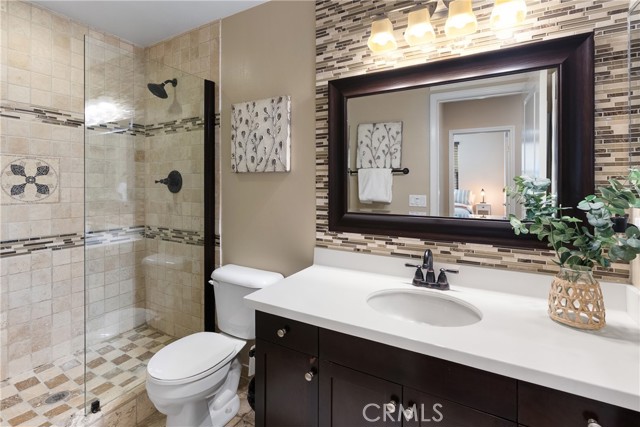 Image 18 of 69 For 5331 Ocean  106