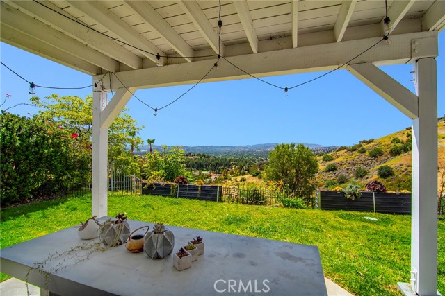 24574 Overland, West Hills CA: https://media.crmls.org/medias/057344cd-c121-4032-9eae-55adbf7da1c7.jpg