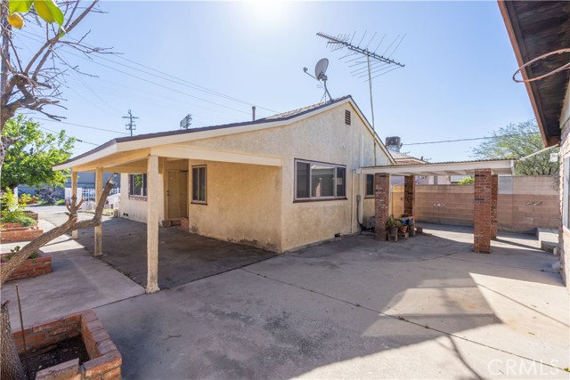 Detail Gallery Image 8 of 39 For 10817 Cantara St, Sun Valley,  CA 91352 - 2 Beds | 1 Baths