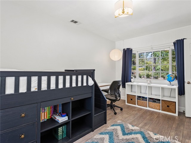 3828 2nd Avenue, La Crescenta CA: https://media.crmls.org/medias/05741867-1890-45cf-bb18-94534f3e5337.jpg