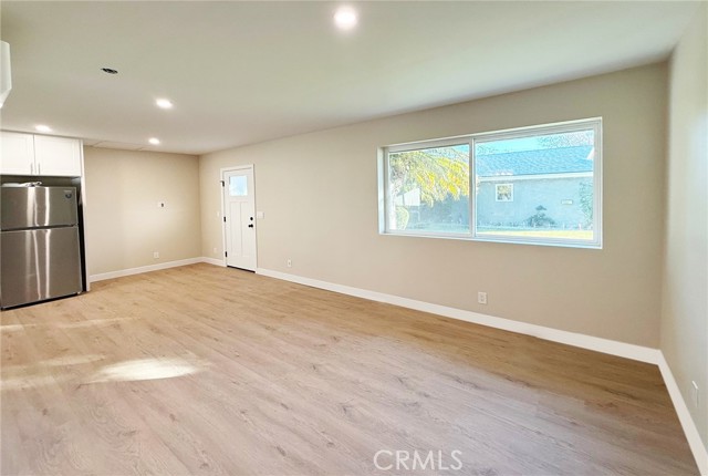 Detail Gallery Image 3 of 11 For 19936 Ranger, Huntington Beach,  CA 92646 - 0 Beds | 1 Baths