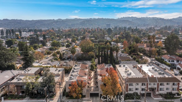 Detail Gallery Image 29 of 32 For 14634 Magnolia Bld #6,  Sherman Oaks,  CA 91403 - 2 Beds | 2/1 Baths