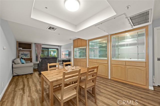 321 N orange, Monterey Park CA: https://media.crmls.org/medias/05750691-2060-454b-8eb3-fefc68800797.jpg