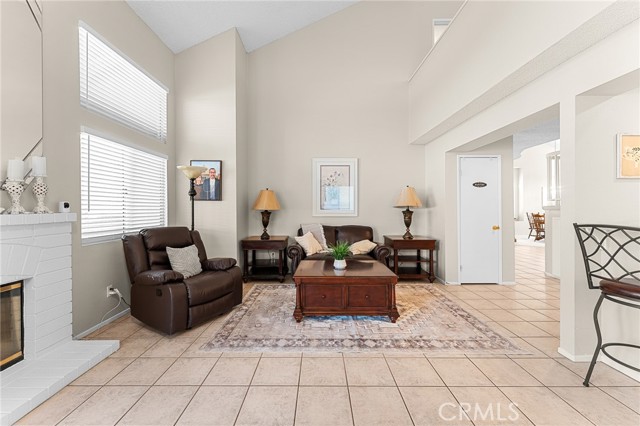 1173 Fairway Oaks Avenue, Banning CA: https://media.crmls.org/medias/057775cf-eadb-4a8f-a2db-13e17c0db24d.jpg
