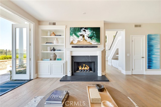 Detail Gallery Image 20 of 49 For 1435 High Bluff Dr, Newport Beach,  CA 92660 - 5 Beds | 3 Baths