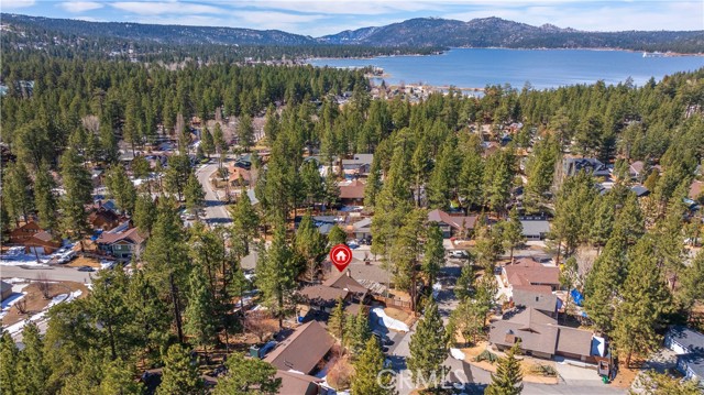 Detail Gallery Image 3 of 39 For 41537 Mockingbird, Big Bear Lake,  CA 92315 - 4 Beds | 3/1 Baths