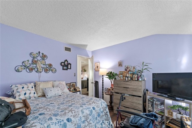 Detail Gallery Image 23 of 29 For 2066 Royalty, Pomona,  CA 91767 - 4 Beds | 2 Baths