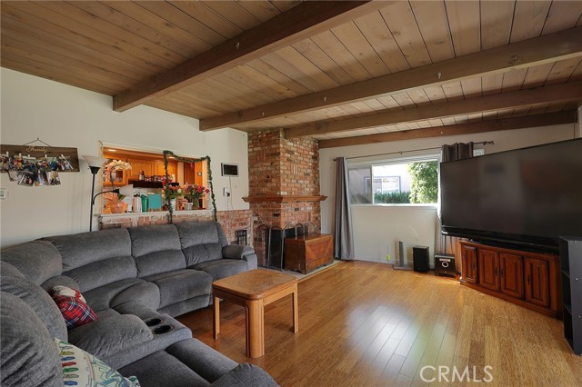 Detail Gallery Image 6 of 31 For 16837 Itasca, Northridge,  CA 91343 - 4 Beds | 3 Baths