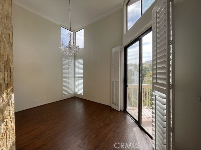 Detail Gallery Image 9 of 35 For 14521 Benefit St #306,  Sherman Oaks,  CA 91403 - 2 Beds | 2 Baths