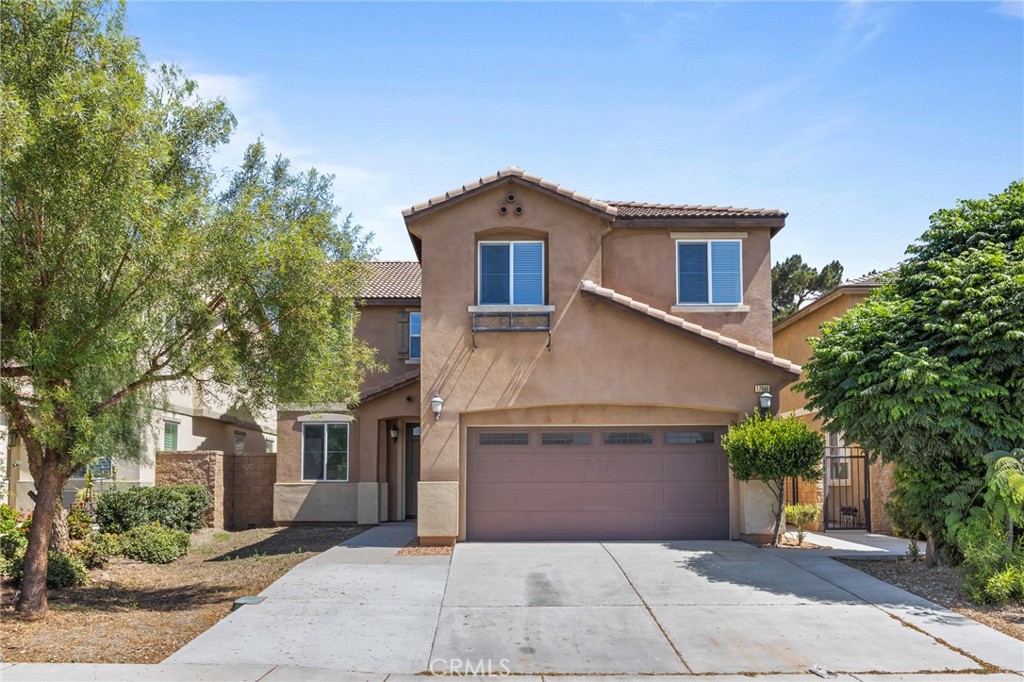 17044 Cerritos