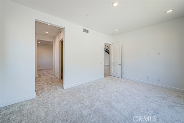Detail Gallery Image 8 of 38 For 20138 W Galway Ln, Porter Ranch,  CA 91326 - 5 Beds | 5/1 Baths