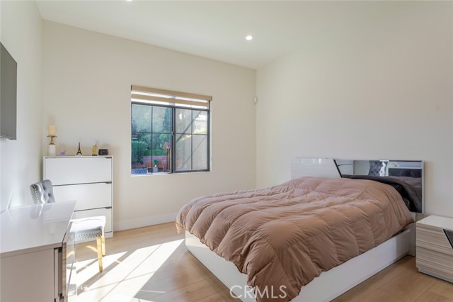 Detail Gallery Image 54 of 70 For 7714 Lasaine Ave, Northridge,  CA 91325 - 3 Beds | 4 Baths