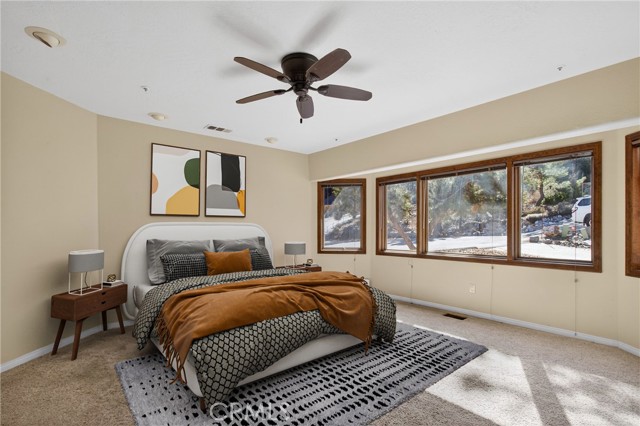 Detail Gallery Image 11 of 71 For 5328 Shirley J, Wrightwood,  CA 92397 - 8 Beds | 4/1 Baths