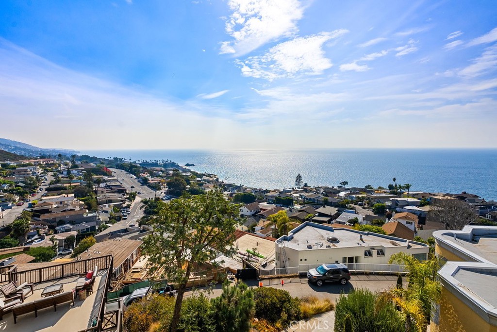 https://media.crmls.org/medias/057a72b9-0902-4653-861b-ed8273da695b.jpg?preset=X-Large