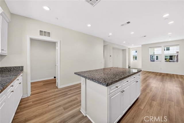 Detail Gallery Image 21 of 43 For 6982 Crimson, Buena Park,  CA 90621 - 4 Beds | 3/1 Baths