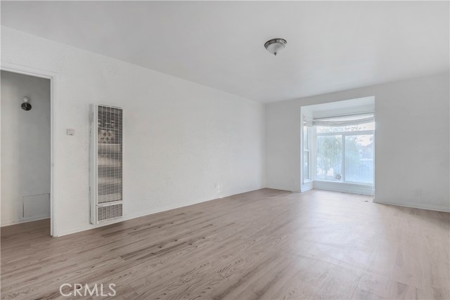 Detail Gallery Image 12 of 33 For 2916 Halldale, Los Angeles,  CA 90018 - 3 Beds | 2 Baths