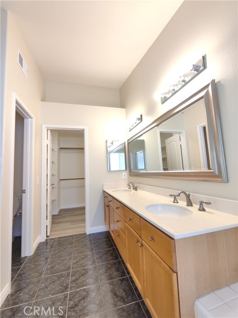Detail Gallery Image 28 of 37 For 511 N Pageant Dr #F,  Orange,  CA 92869 - 3 Beds | 2/1 Baths