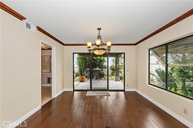 Detail Gallery Image 19 of 45 For 880 El Mirador, Upland,  CA 91784 - 2 Beds | 2/1 Baths