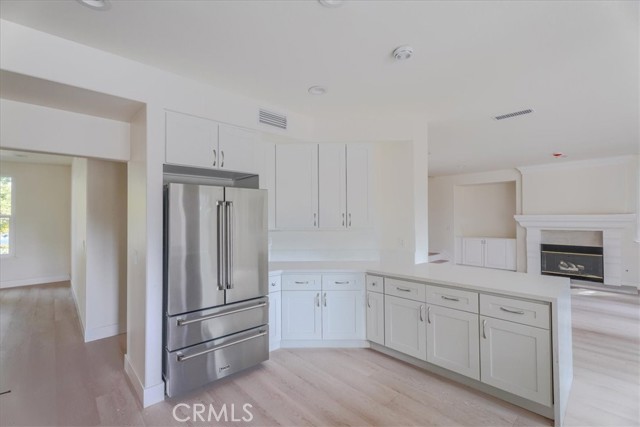 Detail Gallery Image 10 of 55 For 21016 Mendenhall Ct, Topanga,  CA 90290 - 5 Beds | 4/1 Baths