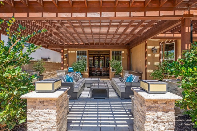 780 W Aster Place, Santa Ana CA: https://media.crmls.org/medias/057e2fed-c910-4758-a912-e81ccb04f9e6.jpg