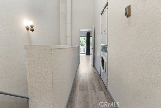 2220 E Chapman Avenue, Fullerton CA: https://media.crmls.org/medias/057ebadf-a3bd-43cc-908b-60c01e185208.jpg