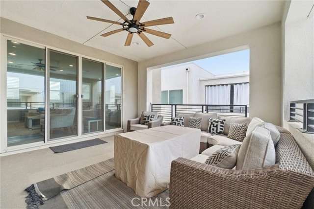 Detail Gallery Image 35 of 40 For 155 Spectacle, Irvine,  CA 92618 - 4 Beds | 3 Baths