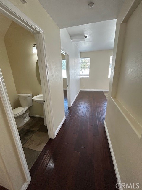 Detail Gallery Image 9 of 46 For 1911 Cefalu Ct, Riverside,  CA 92507 - 5 Beds | 2/1 Baths