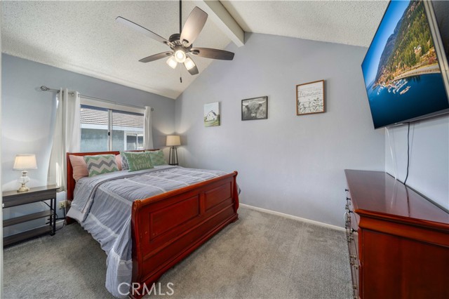 Detail Gallery Image 9 of 21 For 26972 Flo Ln #306,  Canyon Country,  CA 91351 - 3 Beds | 2 Baths