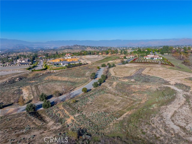 Detail Gallery Image 8 of 12 For 7478 via Montecito, Riverside,  CA 92506 - – Beds | – Baths